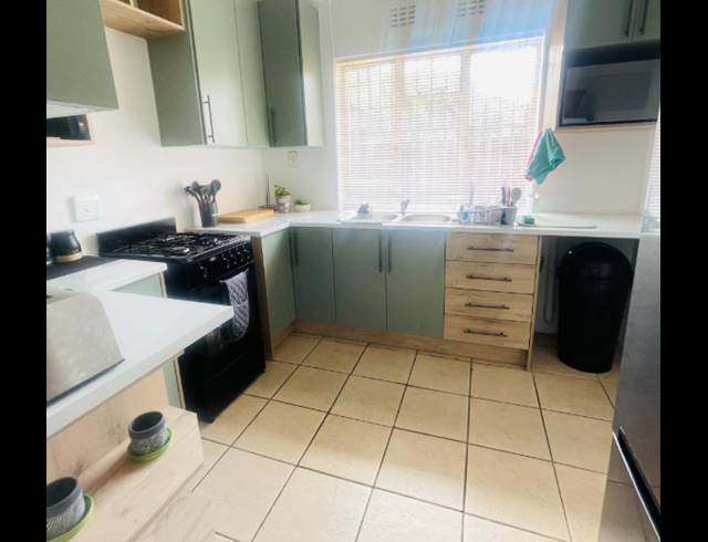 4 BEDROOM HOUSE FOR SALE IN ALBEMARLE EXT 2